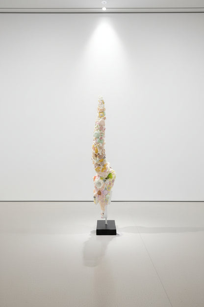 Osamu Watanabe Sculpture FRP、モデリングペースト、樹脂、アクリル絵具 / FRP, Modeling Paste, Resin, Acrylic paint