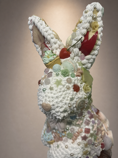 渡辺おさむ 渡辺おさむ「Sanctuary-rabbit-」 FRP、樹脂、モデリングペースト、アクリル絵具