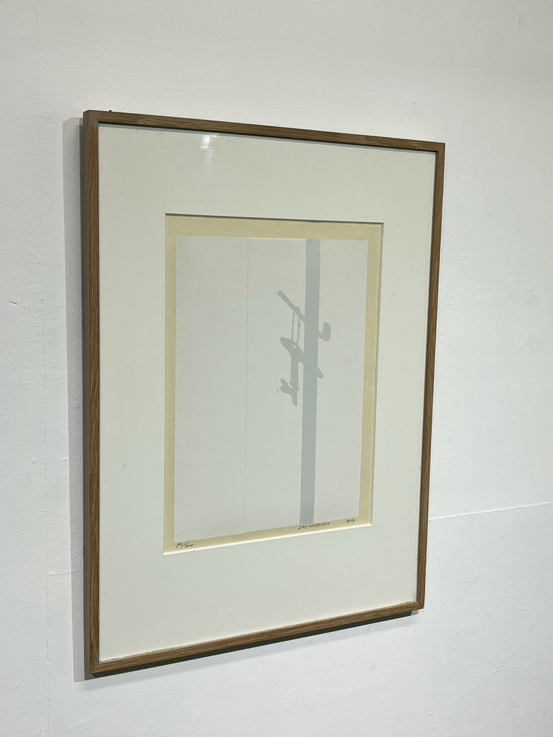 高松次郎《影》1969年 No.62428 — 額装・斜めから1