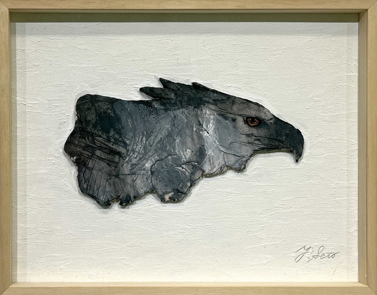 瀬戸優 瀬戸優「drawing reliefーオウギワシー」 テラコッタ、彩色